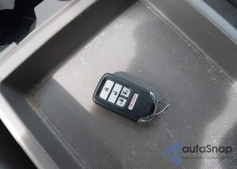 2016 Honda Odyssey Se из США, поврежденный, VIN 5FNRL5H3XGB132611